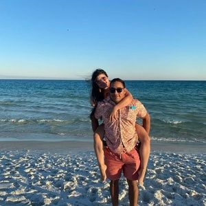 Meet your Posher, Raquel